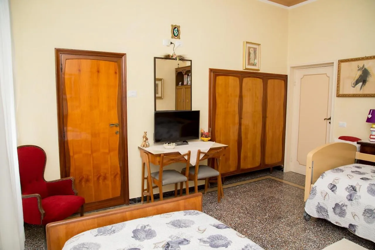 Bed & Breakfast Bed and Breakfast Casa Giglio Alghero Italia