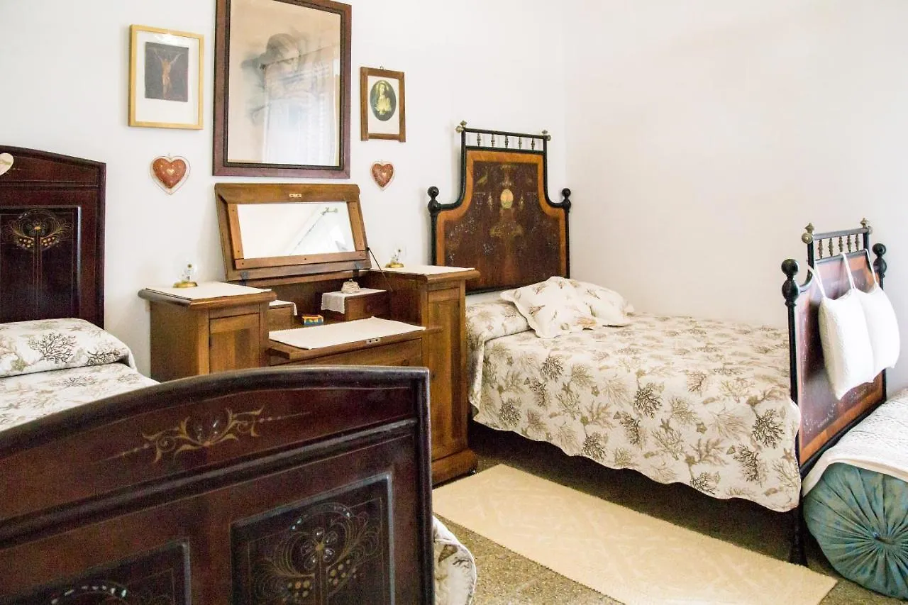 Bed and Breakfast Casa Giglio Alghero